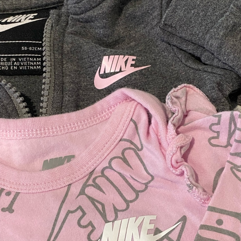 Nike 3 month girls sweat outfit. GUC.
